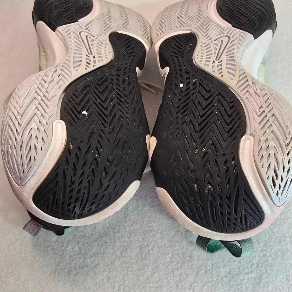 Nike Zoom Freak 4 Giannis GA 34 Shoes Basketball White Black Mint Green Mens 8
